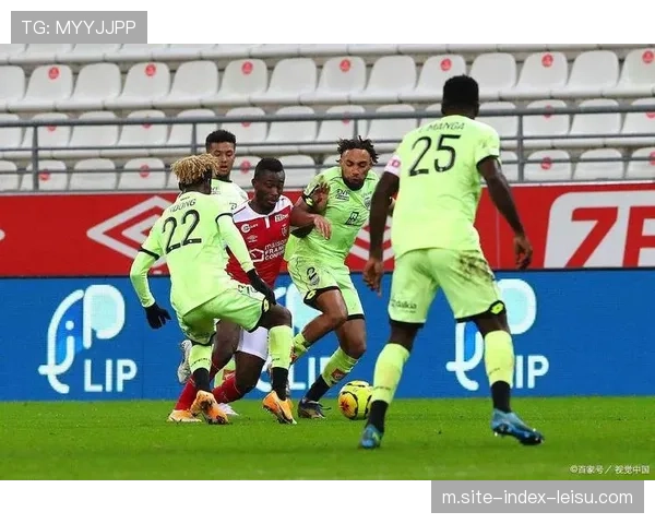 斯特拉斯堡最后5分钟两点球绝杀，2-1逆转兰斯晋级